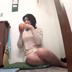 ＜チラリ＞ 面倒見が良すぎるアパートの管理人のおばちゃんはポコチンの世話もしてくれるのか（3） 『FANZA』