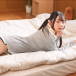 ＜チラリ＞ シェアハウスに飛び込んだら同居人は超カワイイ女子！？しかも無防備でパンチラ・乳首チラ・オナニーまで！ある日覗いてフル勃起していたのがバレてしまい… ＃01 つぼみちゃん 『FANZA』