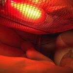 ＜チラリ＞ こたつで寝ていたお姉ちゃんのパンチラに股間がムラムラしてタマらず尻を撫で回していたら…発情してチ○ポをしゃぶりだした！！ 『FANZA』