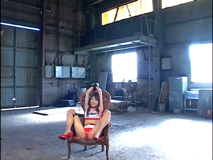 ＜チラリ＞ キャンギャル 恥 スクープ映像 『FANZA』