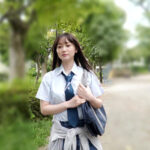 ＜チラリ＞ 【4K】不登校な教え子とノーブラ制服パイパンSEX 静河 『FANZA』