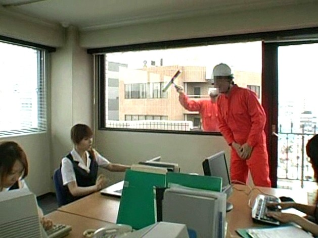 ＜チラリ＞ 窓清掃員「汗・がっちり・ガテン系」逆ナン（＾o＾） 『FA...