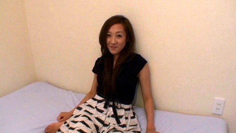 ＜チラリ＞ 人妻ナンパ・ガチで中出し 弥生（仮名） 『FANZA』