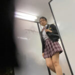 ＜チラリ＞ 盗撮風景＃05 『FANZA』