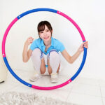 ＜チラリ＞ シコシコしながらエクササイズ！ パンチラインストラクター挑発JOI 『FANZA』