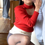 ＜チラリ＞ 義父の勃起を誘う嫁の黒パンストデカ尻パンチラ 前乃菜々 『FANZA』