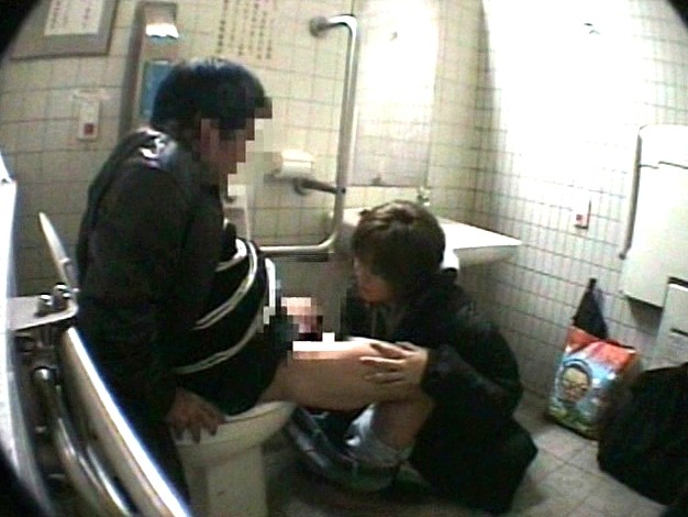 ＜チラリ＞ 快感！！東京（裏）ハメ歩きMAP 『FANZA』