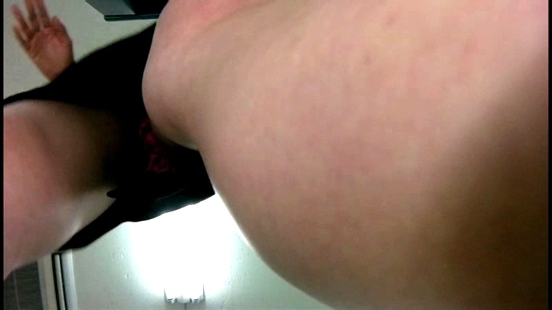 ＜チラリ＞ コピー機に仕込んだカメラが捕らえた美人OLのパンチラ 3 ...