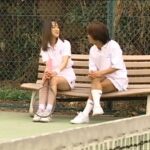 ＜チラリ＞ テニスクラブに通うミセスたち 『FANZA』