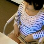 ＜チラリ＞ ネイルサロン三角パンチラ盗撮 2 『FANZA』