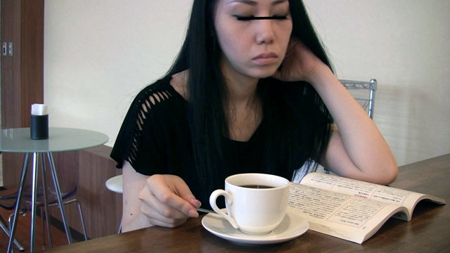 ＜チラリ＞ パンチラ喫茶 『FANZA』