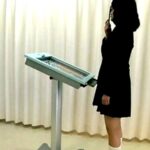 ＜チラリ＞ 眼科医師 検眼女子校生パンチラ盗撮3 『FANZA』