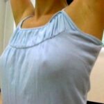 ＜チラリ＞ バランスボールではち切れんばかりに反られた胸チラ盗撮 7 『FANZA』