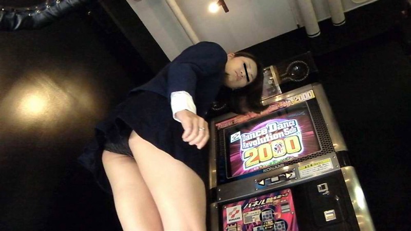 ＜チラリ＞ ダンス・パンチラレボリューション 5 『FANZA』