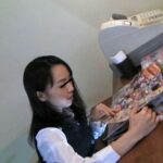 ＜チラリ＞ カフェカウンターパンチラ 接写盗撮の極意大公開 2 『FANZA』