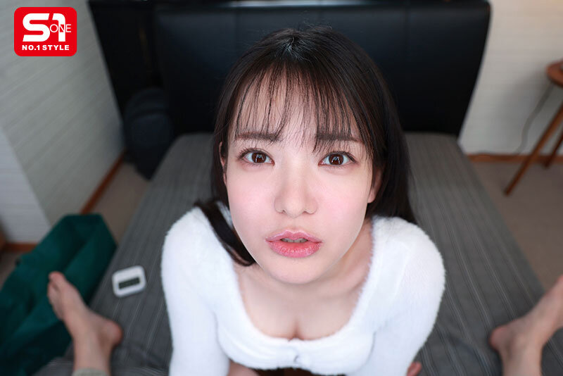 ＜チラリ＞ 【VR】スクールカースト底辺だった僕を見下してたキラキラ1...