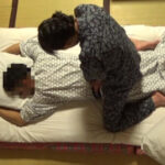 ＜チラリ＞ 【盗み撮り】美人の仲居さんを強引にハメハメした！ 『FANZA』