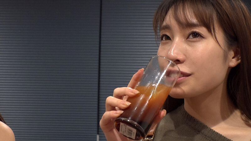 ＜チラリ＞ 無防備盗撮 vol.1 睡眠姦編 『FANZA』