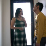 ＜チラリ＞ 父親と義母への歪んだ思いが…。チラ見えする乳房に欲情してしまう倅の若い肉棒に溺れて行く義母！ 『FANZA』