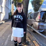 ＜チラリ＞ 小さい女の子の極小ワレメにメリメリチ〇ポを押し込み無邪気な笑顔が引き攣り「やめて…、やめて…」と拒絶しても猛ピストン繰り返す 『FANZA』