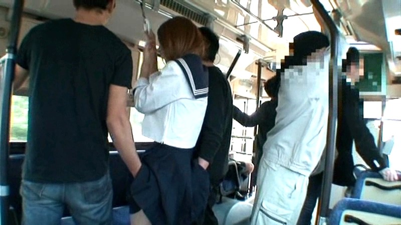 『高画質』 女子校生中出し痴●バス ＜動画＞