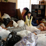 『高画質』 隣の異常性欲おじさんにゴミ部屋軟禁され絶え間なく強●絶頂漬け 時田亜美 ＜動画＞