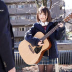 『高画質』 ぼっち×おじ散歩 アプリで出会ったクラスでぼっちの子の誘惑に負けた中年オヤジは ラブホテルで何度も、何度も、中出しセックスしてしまった… 由良かな ＜動画＞