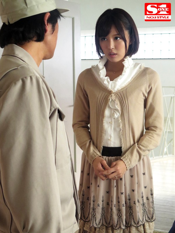 『高画質』 S1×ATTACKERSスペシャルコラボ企画 夫の目の前で...