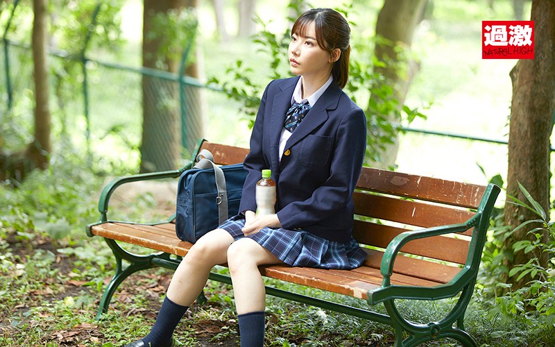 『高画質』 こんな野外で？！顔射後も止めない突然の笑顔しゃぶりで連続2...