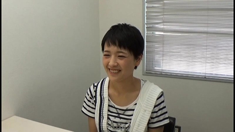 『高画質』 ショートカットの似合う某大手カフェ店員 あいちゃん ＜動画...