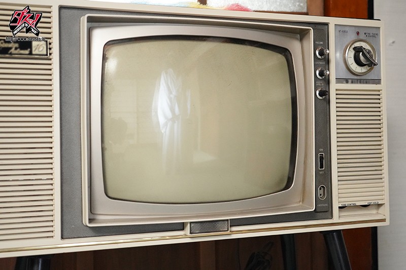 『高画質』 愛しき彼女には見えない。僕のアソコを狙う幽霊との奇妙な3人...