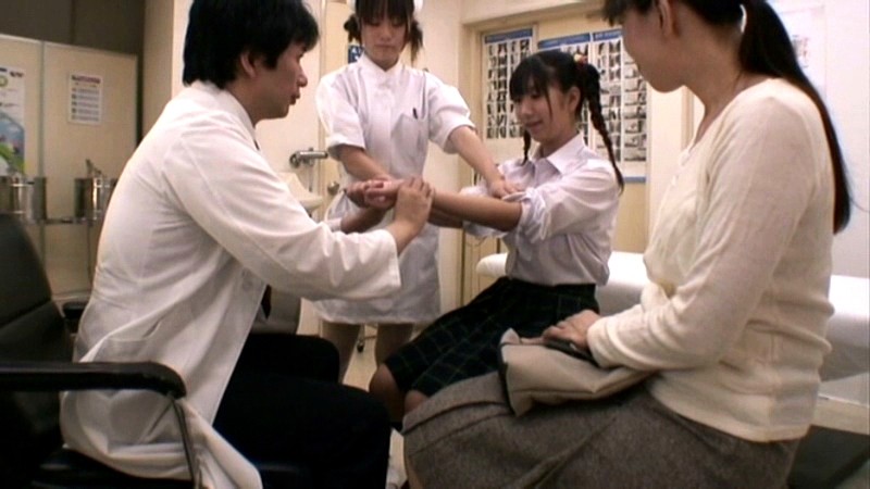 『高画質』 ロリ内科検診3 わいせつ医師の整体マッサージ中出し ＜動画...