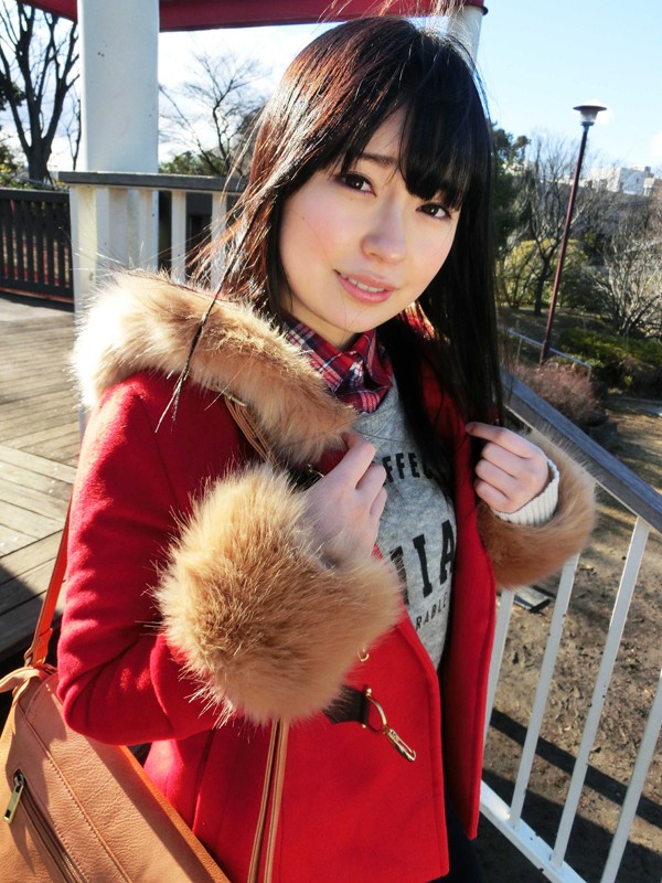 『高画質』 学校に内緒で受精中出しバイト 18歳潮吹き学生穂乃花ちゃん...