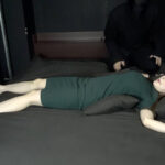 『高画質』 『【罰ゲーム・上半身編】私服の黒髪お姉さんに拘束くすぐり罰ゲーム！』 蘭々 ＜動画＞