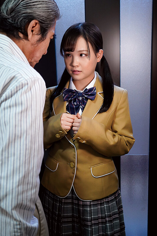 『高画質』 鬼畜父の性玩具 彼氏との仲を引き裂かれた制服美少女 工藤ラ...