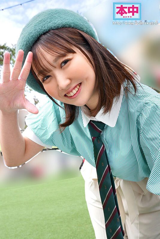 『高画質』 新人 おっぱいのガードは固いけどマ●コのガードは緩い女の子...