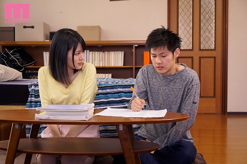 『高画質』 勉強中に射精してもフェラ止めない！追撃おしゃぶり家庭教師 ...