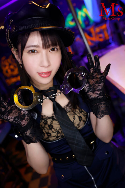 『高画質』 乳首感じないヤツ！マジ全員ブタ箱イキ！ 甘サドビーチクポリ...