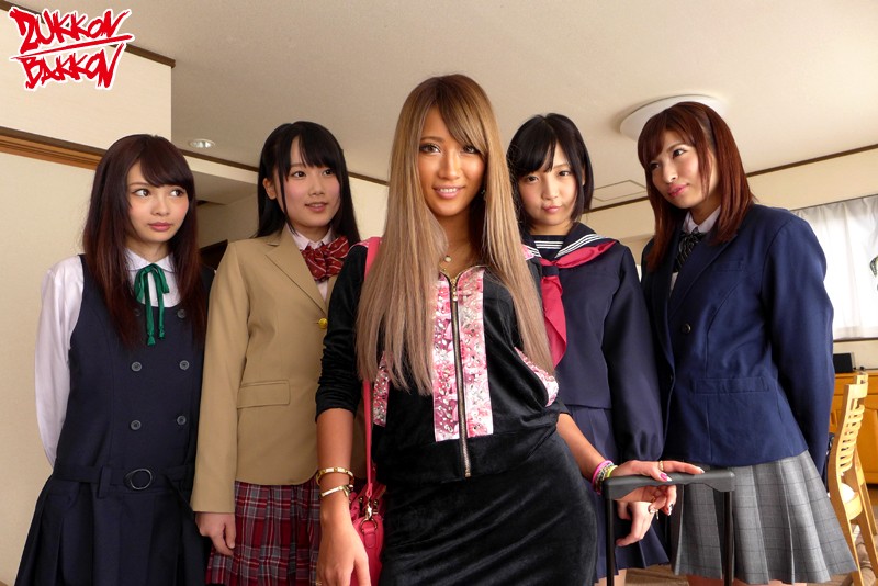 『高画質』 うちの真面目な妹達が親戚のギャルに感化されよったから子作り...