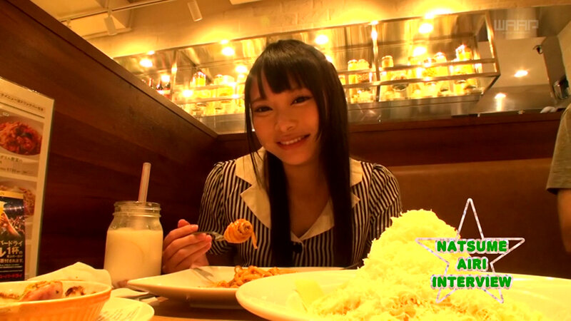 『高画質』 童貞クン家で童貞狩り 年下女子と騎乗位で再会すぺしゃる な...