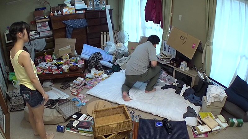 『高画質』 団地少女連れ込みわいせつ映像 ＜動画＞