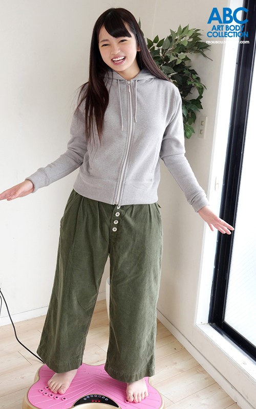 『高画質』 電マ好きだけどディルドは初体験！終始恥ずかしがり薄マ●毛美...