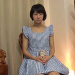 『高画質』 この娘、メガネっ娘なのに…脱いだらすっごい筋肉でした！！ まなかかな ＜動画＞