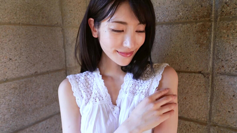 『高画質』 Karen3 奄美の海で微笑んで・楓カレン ＜動画＞