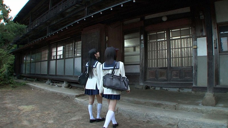 『高画質』 生き写し美少女姉妹 甦りレズビアン-死してもなお、家族を見...