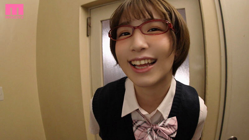 『高画質』 ごっくん大好き花狩さんのフェラチオ見張り番をさせられている...