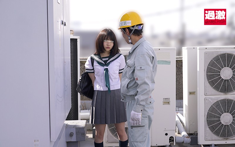 『高画質』 こんな野外で？！顔射後も止めない突然の笑顔しゃぶりで連続2...