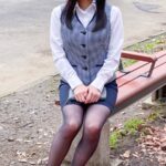 『高画質』 神メガネOL 宮沢ちはる 眼鏡OLスーツの美脚を包んだ生ナマしいパンストを完全着衣でムレた足裏からつま先を味わい尽くす！時には顔騎や足コキ、時には中出し、時にはお尻にコスってぶっかけとやりたい放題！発情させられた女の変態調教絶頂プレイを楽しむフェチAV ＜動画＞