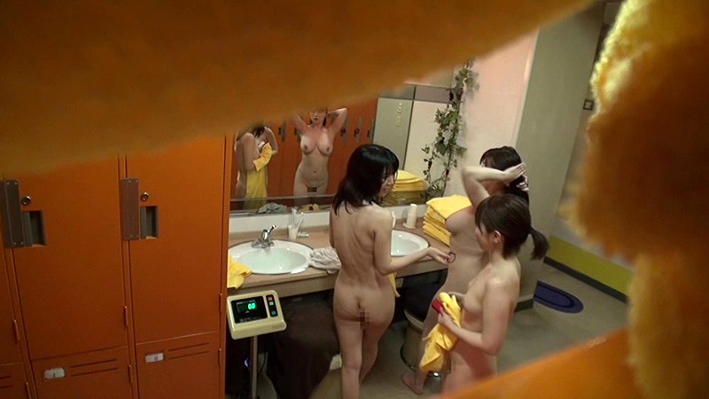 『高画質』 高画質ハイビジョン女性盗撮師による銭湯盗撮 SC級厳選パイ...