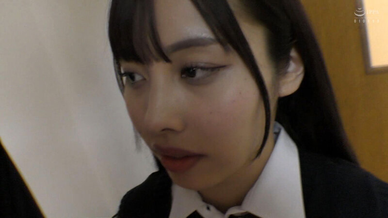 『高画質』 新入生の肉便器！！お口マ○コとパイパンマ○コに連続射精！部...